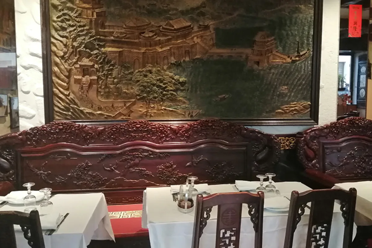 Tables et décor intérieur